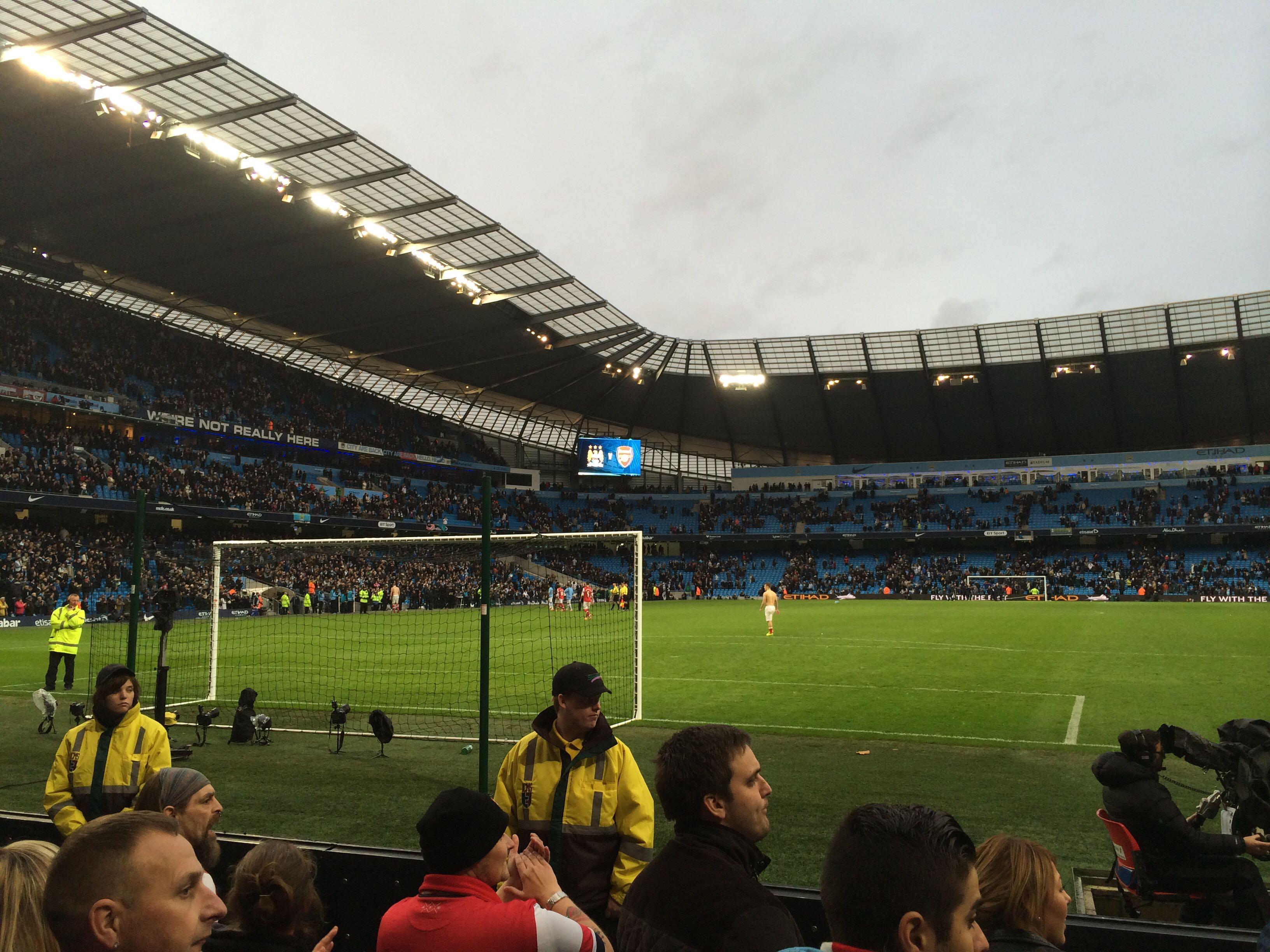 裁判潑水以 裁判潑水以